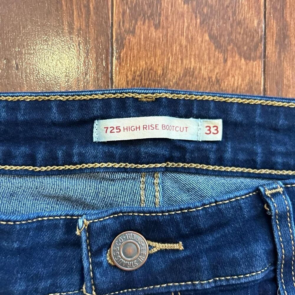 Levi-s Women's Navy and Blue Jeans - Picture 5 of 6